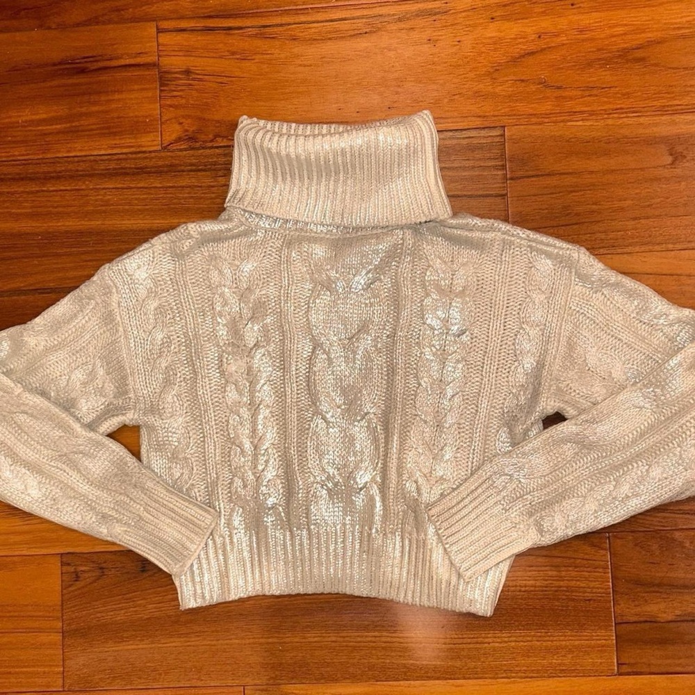 Elegant Cream Turtleneck Sweater